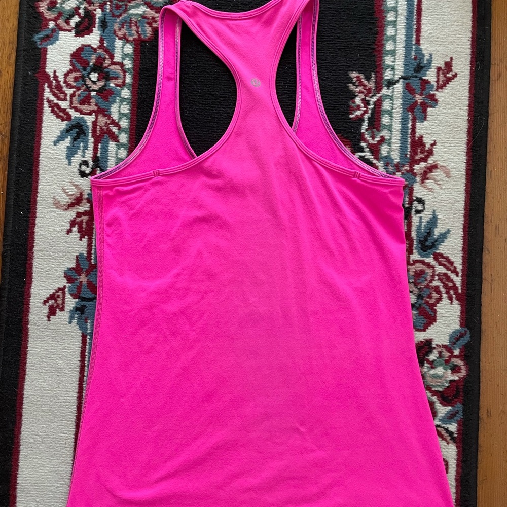 Lululemon tank top